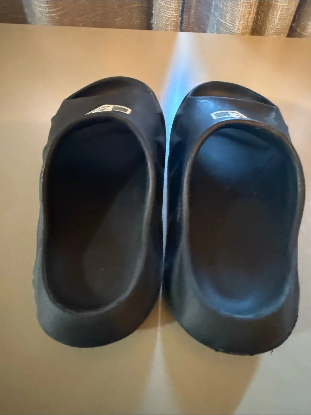 Baseball Lifestyle 101 Black Slides Size 2-3